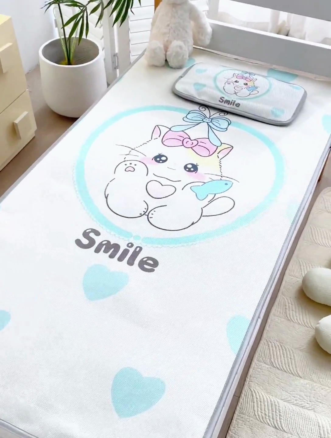 91家纺网 家纺一手货源 找家纺 欣品希家纺 2024新款A类冰丝印花儿童凉席三件套 可爱猫