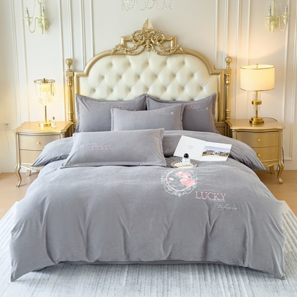 鑫利来家纺 2024新款水洗斜纹棉蛋白棉绣花磨毛四件套 爱丽丝-高级灰