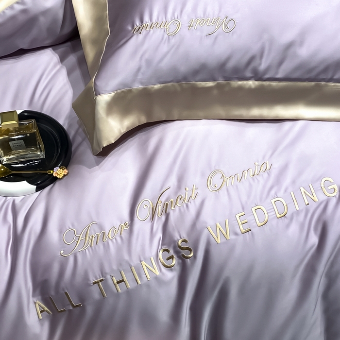 91家纺网 家纺一手货源 找家纺 优悦生活馆 2024新款永恒款冰丝刺绣四件套-风格二 永恒-优雅紫