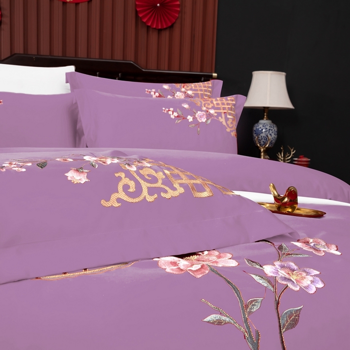 91家纺网 家纺一手货源 找家纺 慕她家纺 慕她婚庆四件套全棉纯棉刺绣一花多色床上用品 暗香 紫豆沙