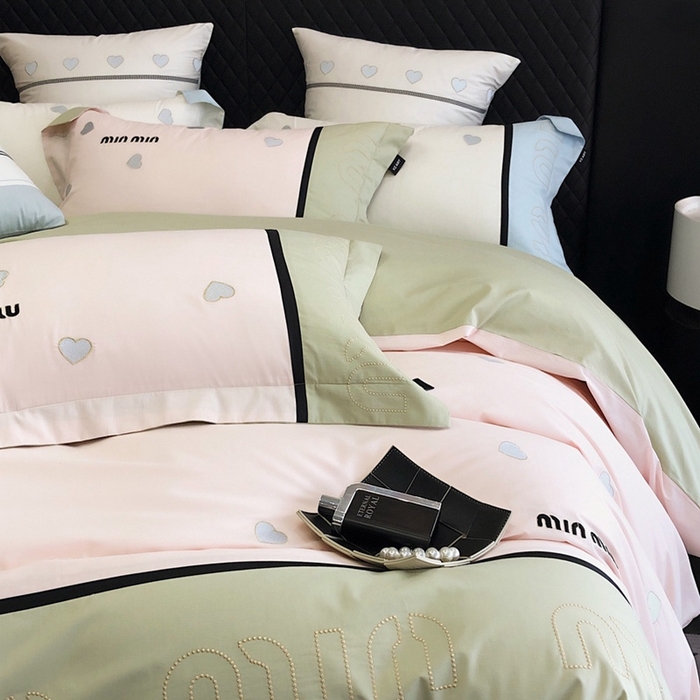 91家纺网 家纺一手货源 找家纺 卡姿家纺 2024春夏轻奢刺绣— 迪丽雅 迪丽雅粉