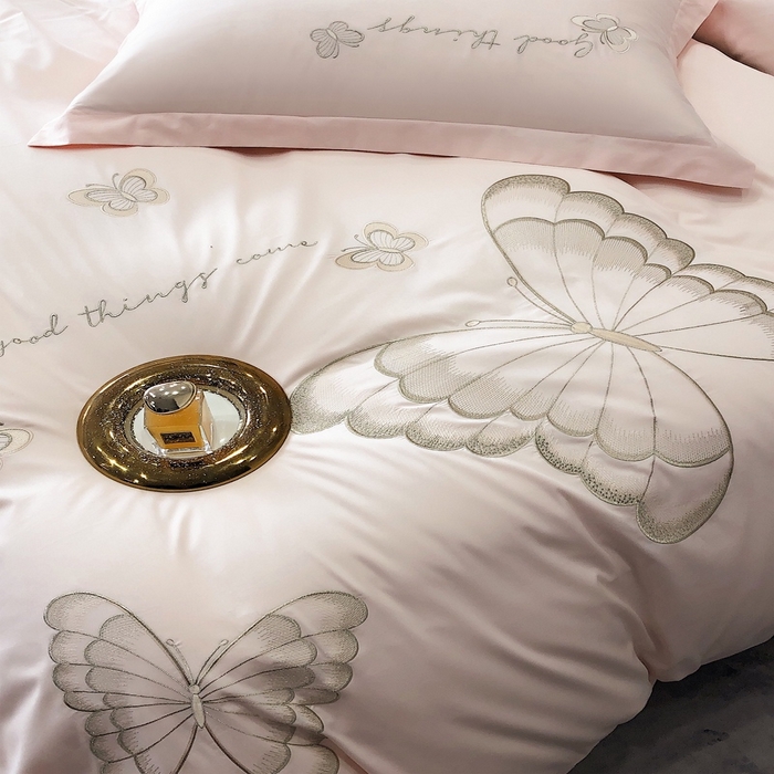 91家纺网 家纺一手货源 找家纺 2024春夏优雅刺绣—蝴蝶艾伦 蝴蝶艾伦-粉