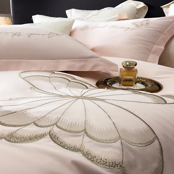 91家纺网 家纺一手货源 找家纺 2024春夏优雅刺绣—蝴蝶艾伦 蝴蝶艾伦-粉