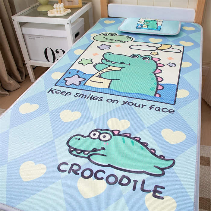 91家纺网 家纺一手货源 找家纺 欣品希家纺 2024新款A类冰丝印花儿童凉席三件套 小鳄鱼