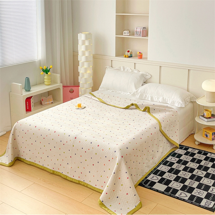 91家纺网 家纺一手货源 找家纺 OL家纺 2024新款单品天丝双面直角床盖 初遇