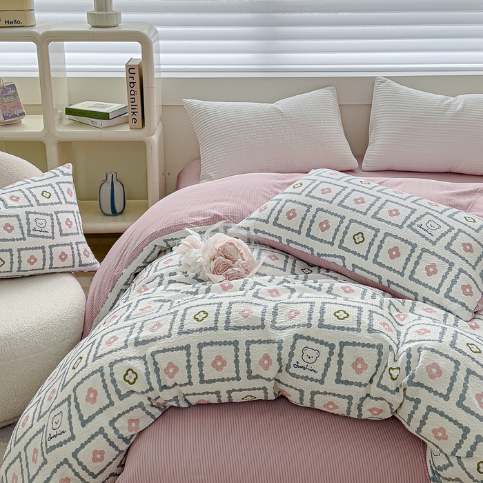 91家纺网 家纺一手货源 找家纺 可思家纺 2024新款A类水洗泡芙棉泡泡纱四件套 库洛米