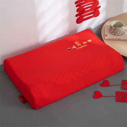 91家纺网 家纺一手货源 找家纺 （总）仁宇枕业 2024年新款枕芯 莫代尔大红结婚婚庆喜庆乳胶枕系列