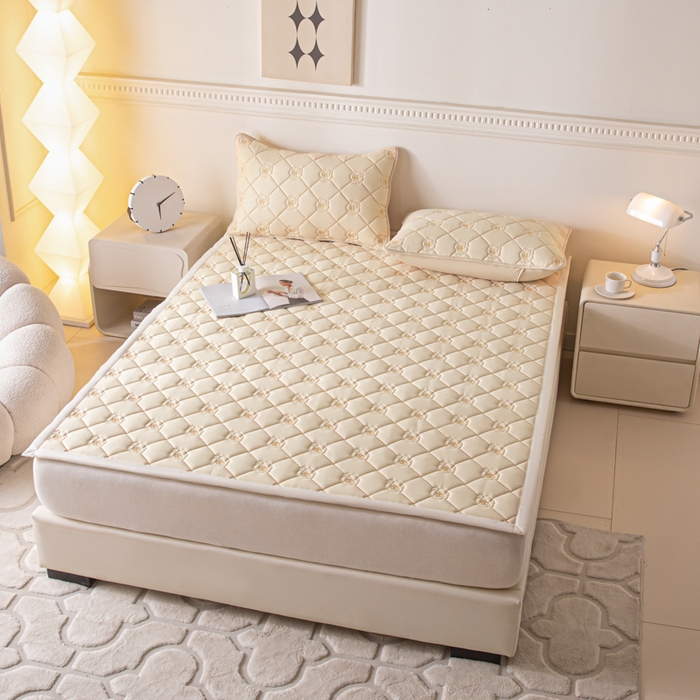 91家纺网 家纺一手货源 找家纺 鑫钰 2024新款A类原棉大豆抗菌床护垫-花语 花语-香槟驼