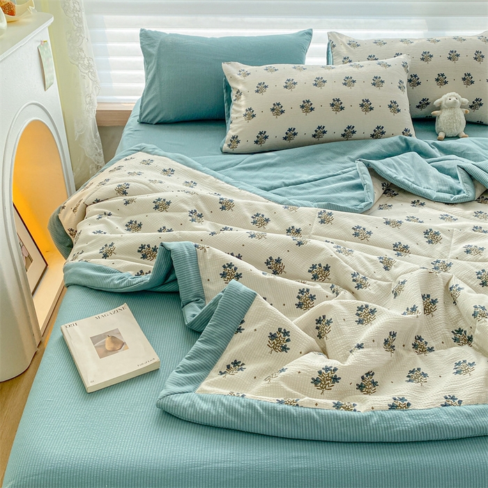 91家纺网 家纺一手货源 找家纺 可思家纺 2024新款A类泡泡纱夏被四件套 月婉花庭