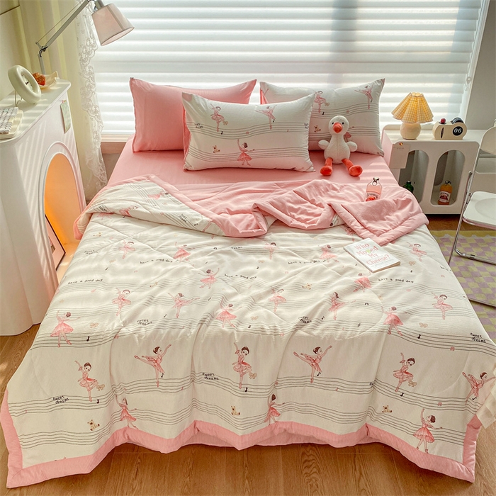 91家纺网 家纺一手货源 找家纺 可思家纺 2024新款A类泡泡纱夏被四件套 精灵之舞