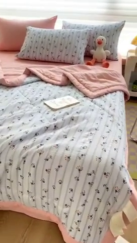 91家纺网 家纺一手货源 找家纺 可思家纺 2024新款A类泡泡纱夏被四件套 浪漫花园