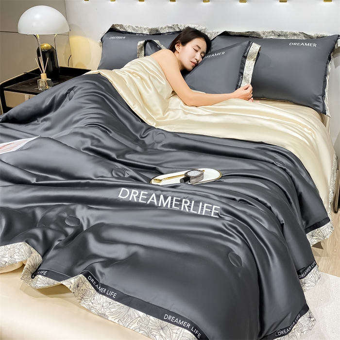 91家纺网 家纺一手货源 找家纺 笙意家纺 2025新款冰丝宽边款夏被-克里斯汀系列 克里斯汀-高级灰+奶茶