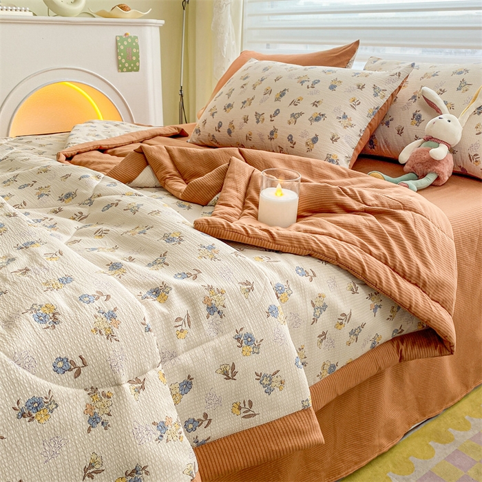 91家纺网 家纺一手货源 找家纺 可思家纺 2024新款A类泡泡纱夏被四件套 夕颜花开