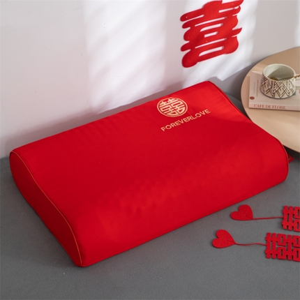 91家纺网 家纺一手货源 找家纺 （总）仁宇枕业 2024年新款枕芯 莫代尔大红结婚婚庆喜庆乳胶枕系列