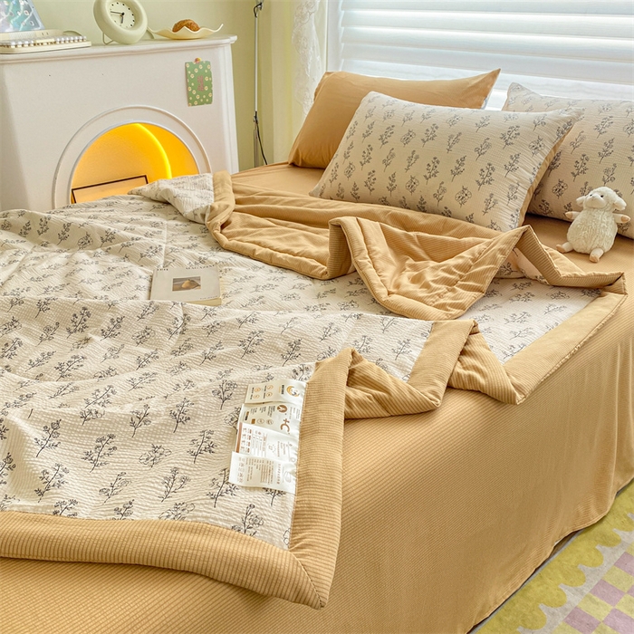 91家纺网 家纺一手货源 找家纺 可思家纺 2024新款A类泡泡纱夏被四件套 浅浅花漾