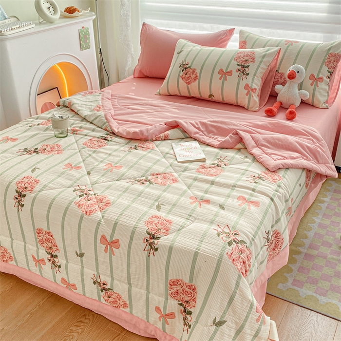 91家纺网 家纺一手货源 找家纺 可思家纺 2024新款A类泡泡纱夏被四件套 浪漫蝴蝶结