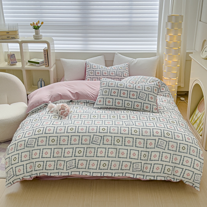 91家纺网 家纺一手货源 找家纺 可思家纺 2024新款A类水洗泡芙棉泡泡纱四件套 库洛米