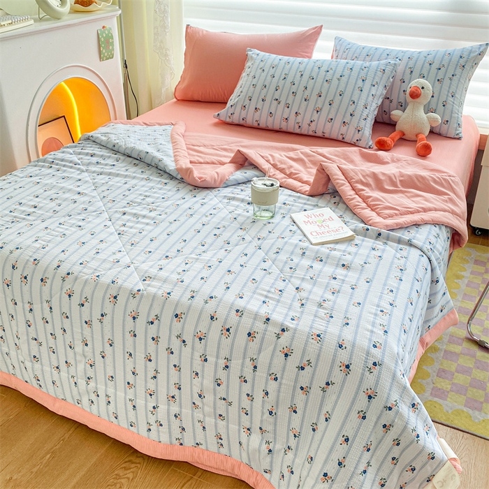 91家纺网 家纺一手货源 找家纺 可思家纺 2024新款A类泡泡纱夏被四件套 浪漫花园