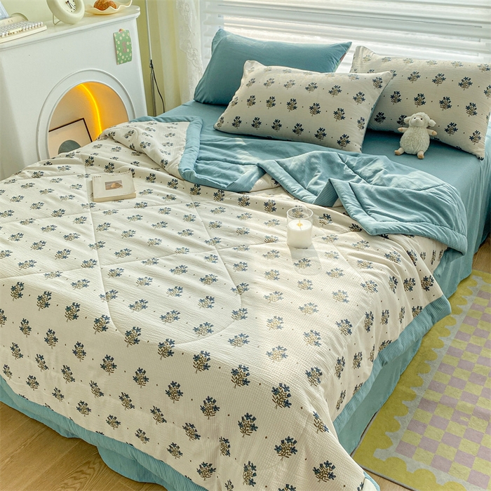 91家纺网 家纺一手货源 找家纺 可思家纺 2024新款A类泡泡纱夏被四件套 月婉花庭