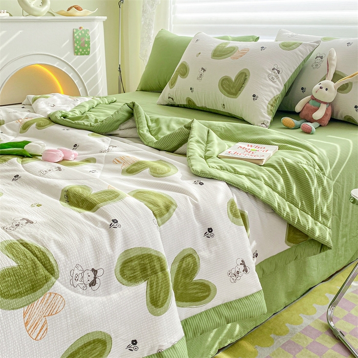 91家纺网 家纺一手货源 找家纺 可思家纺 2024新款A类泡泡纱夏被四件套 心心相印