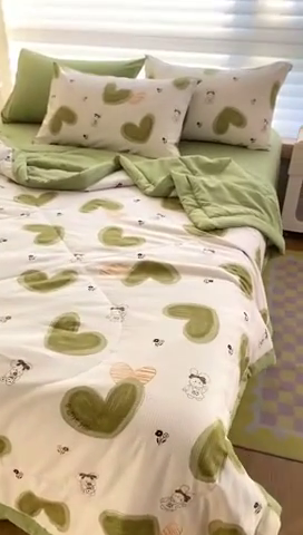 91家纺网 家纺一手货源 找家纺 可思家纺 2024新款A类泡泡纱夏被四件套 心心相印