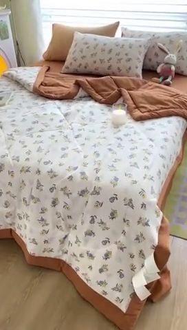 91家纺网 家纺一手货源 找家纺 可思家纺 2024新款A类泡泡纱夏被四件套 夕颜花开