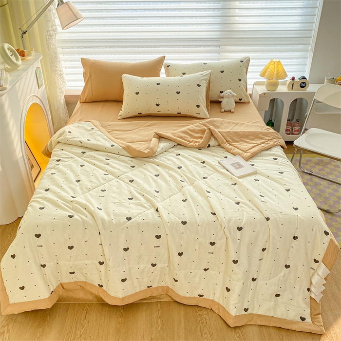 91家纺网 家纺一手货源 找家纺 可思家纺 2024新款A类泡泡纱夏被四件套 心之韵律