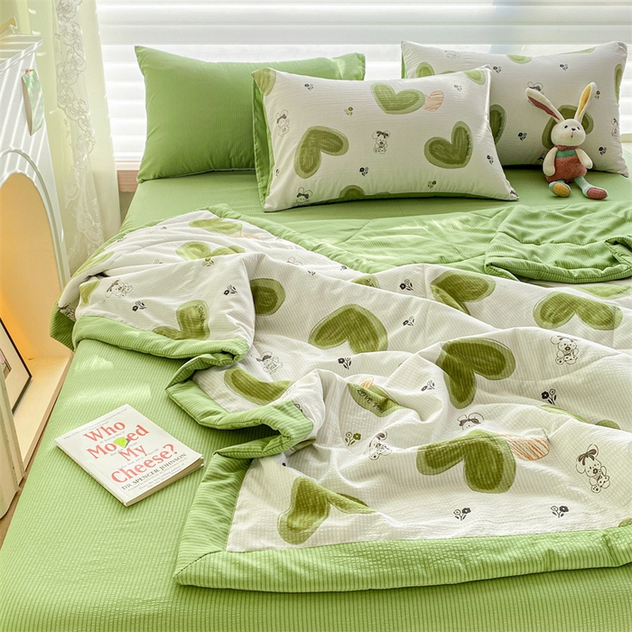 91家纺网 家纺一手货源 找家纺 可思家纺 2024新款A类泡泡纱夏被四件套 心心相印