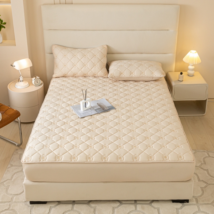 91家纺网 家纺一手货源 找家纺 鑫钰 2024新款A类原棉大豆夹棉床笠-花语 花语-香槟驼