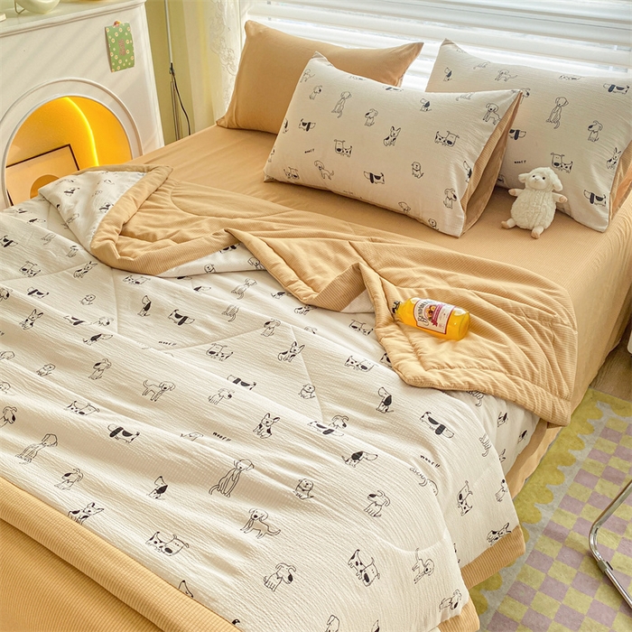 91家纺网 家纺一手货源 找家纺 可思家纺 2024新款A类泡泡纱夏被四件套 狗狗派对