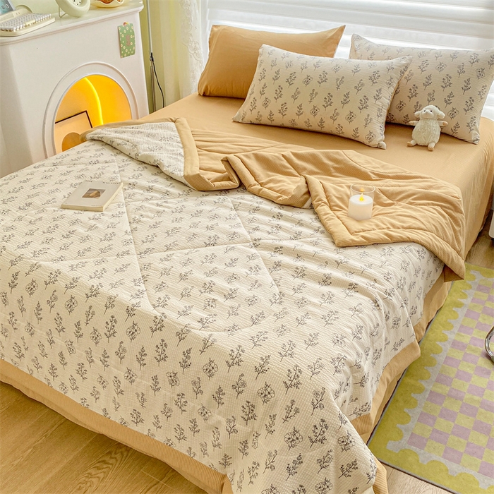 91家纺网 家纺一手货源 找家纺 可思家纺 2024新款A类泡泡纱夏被四件套 浅浅花漾