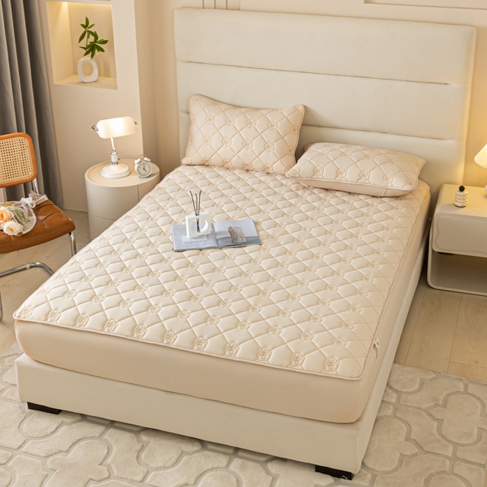 91家纺网 家纺一手货源 找家纺 鑫钰 2024新款A类原棉大豆夹棉床笠-花语 花语-香槟驼