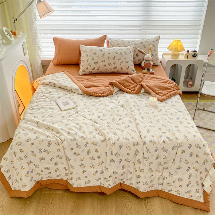 91家纺网 家纺一手货源 找家纺 可思家纺 2024新款A类泡泡纱夏被四件套 夕颜花开