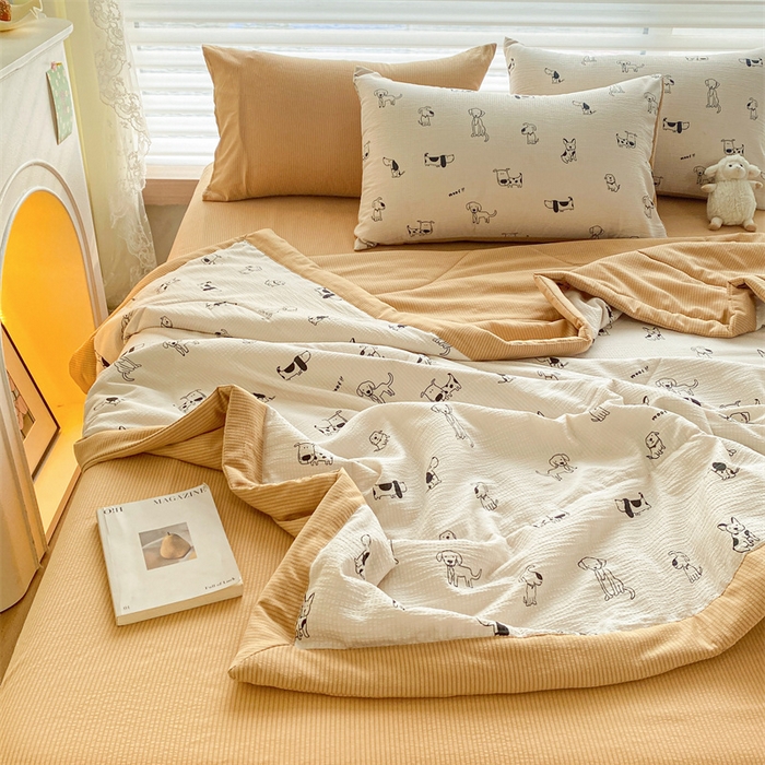 91家纺网 家纺一手货源 找家纺 可思家纺 2024新款A类泡泡纱夏被四件套 狗狗派对