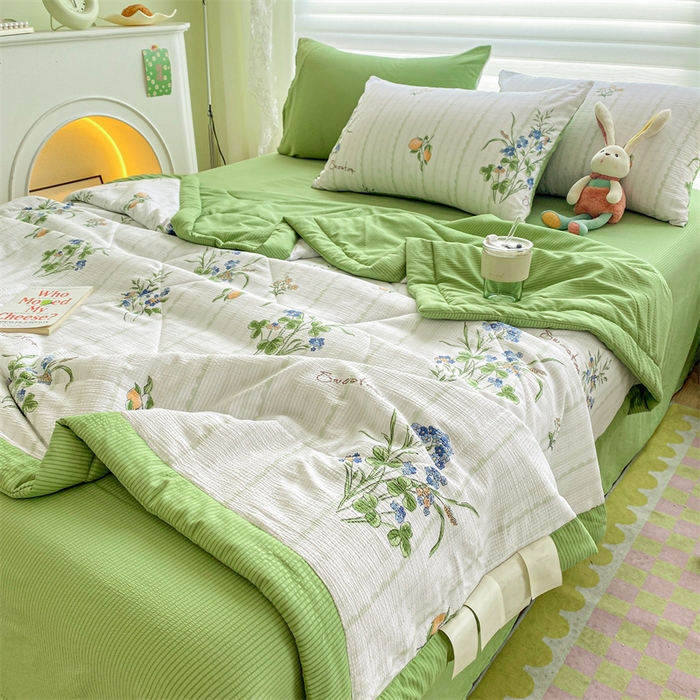 91家纺网 家纺一手货源 找家纺 可思家纺 2024新款A类泡泡纱夏被四件套 清新夏日