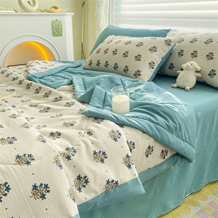 91家纺网 家纺一手货源 找家纺 可思家纺 2024新款A类泡泡纱夏被四件套 月婉花庭