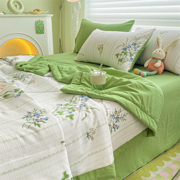 91家纺网 家纺一手货源 找家纺 可思家纺 2024新款A类泡泡纱夏被四件套 清新夏日