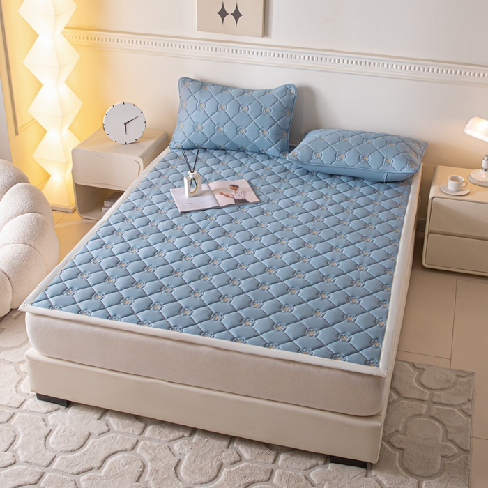 91家纺网 家纺一手货源 找家纺 （总）鑫钰 2024新款A类原棉大豆抗菌床护垫-花语