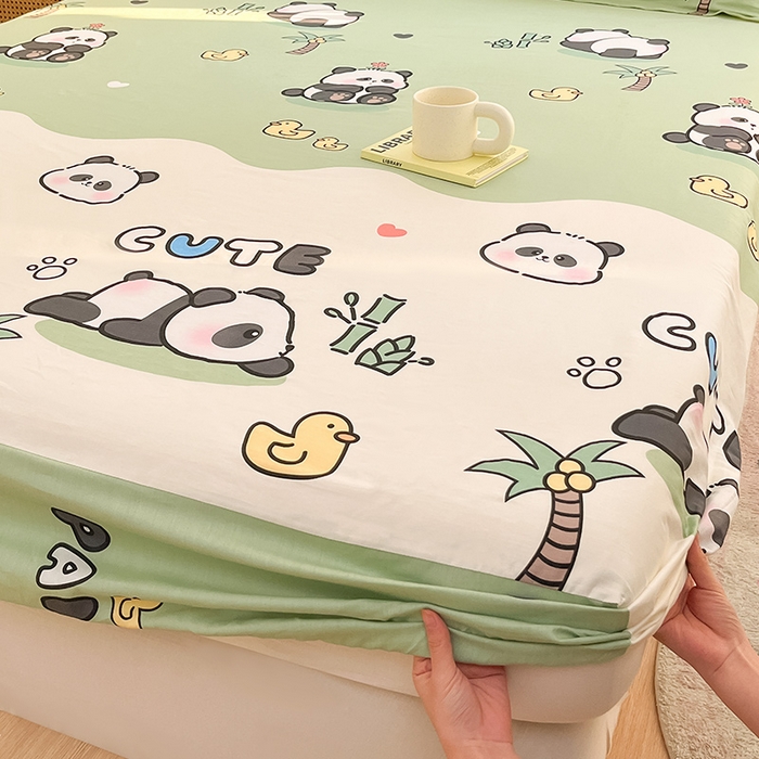 91家纺网 家纺一手货源 找家纺 绵庭家纺 2024新款AB版12868全棉印花单床笠  熊猫戏水绿