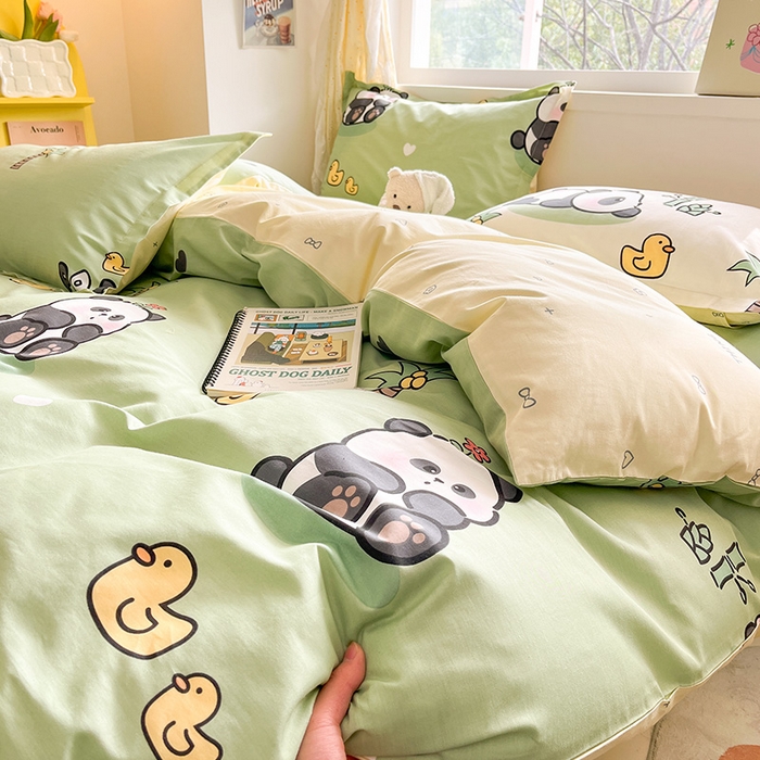 91家纺网 家纺一手货源 找家纺 绵庭家纺 2024新款AB版12868全棉印花单被套 熊猫戏水绿