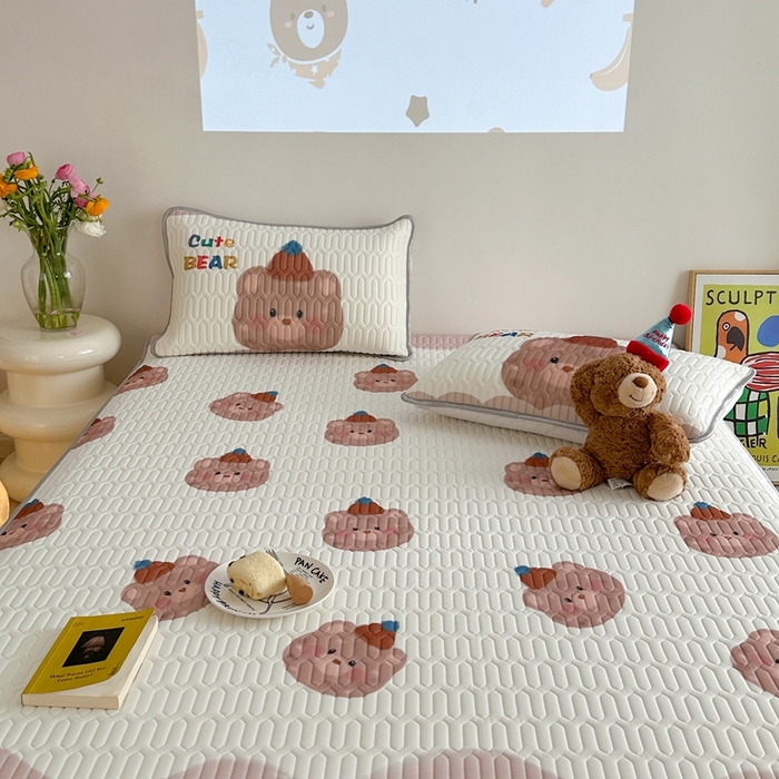 91家纺网 家纺一手货源 找家纺 美乐迪 2024新款大版乳胶凉席 帽子熊