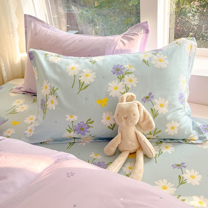 91家纺网 家纺一手货源 找家纺 绵庭家纺 2024新款AB版12868全棉印花单枕套 田苑花间