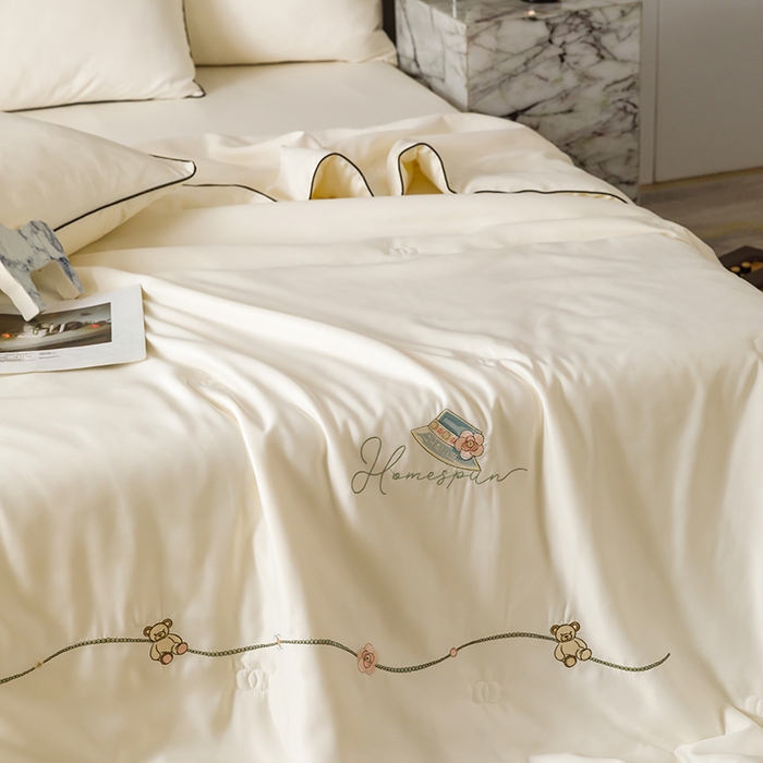 91家纺网 家纺一手货源 找家纺 欧冠家纺 2024新款大牌风水洗真丝绣花床笠被套夏被四件套公主日记系列-风格二 公主日记-月白