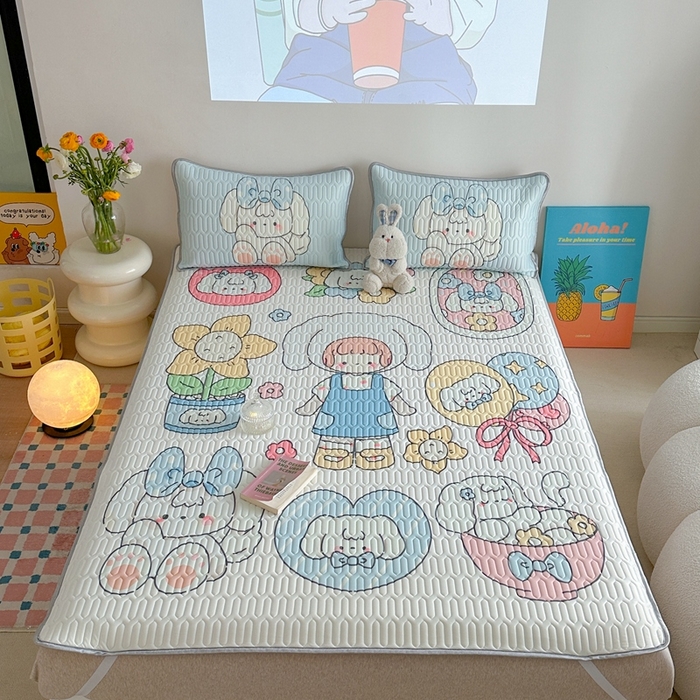 91家纺网 家纺一手货源 找家纺 美乐迪 2024新款大版乳胶凉席 蓝色女孩