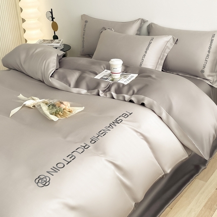 91家纺网 家纺一手货源 找家纺 (总)梦幻之城2023新款水洗真丝双拼刺绣小山茶花四件套--芮雅系列