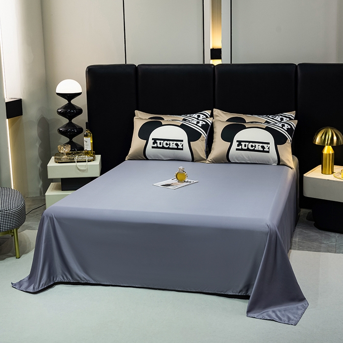 91家纺网 家纺一手货源 找家纺 色鬼布艺 2024新款大牌风进口双面冰丝四件套水洗真丝四件套直播爆款暴力熊 布兰奇