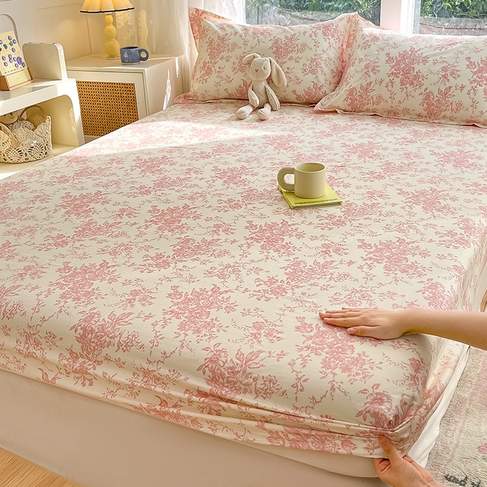 91家纺网 家纺一手货源 找家纺 绵庭家纺 2024新款AB版12868全棉印花单床笠  藤蔓花影-粉