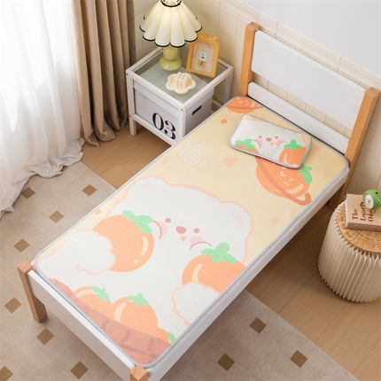 91家纺网 家纺一手货源 找家纺 （总）欣品希家纺 2024新款A类冰丝印花儿童凉席三件套