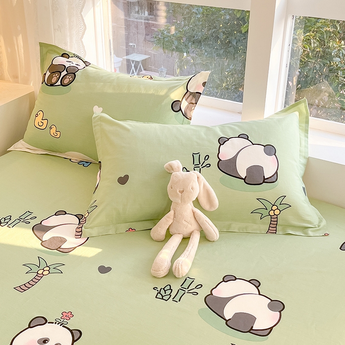 91家纺网 家纺一手货源 找家纺 绵庭家纺 2024新款AB版12868全棉印花单床笠  熊猫戏水绿