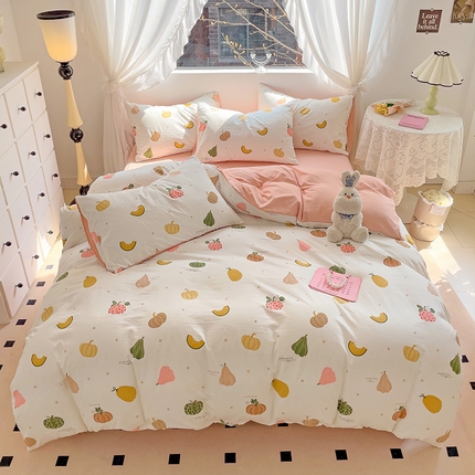 91家纺网 家纺一手货源 找家纺 优选良品 2025新款直播爆款母婴级水洗皱皱棉四件套小碎花被套床笠款三件套 水果派对
